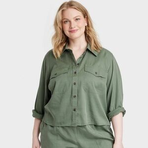 Universal Thread Women's Utility Long Sleeve Button-Down‎ Shirt Olive Green